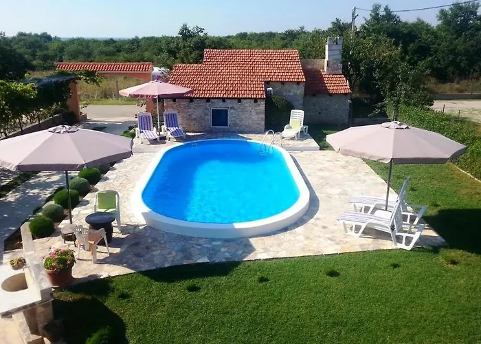 With A Swimming Pool Zemunik Donji, Zadar - 6188 Apartman Murvica (Policnik)